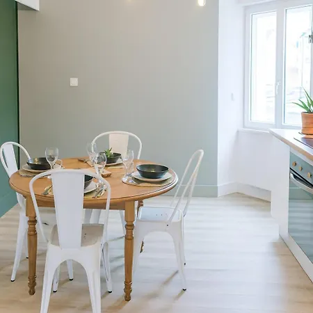 Apartamento T2 Premium Avec Terrasse Chez Henri *